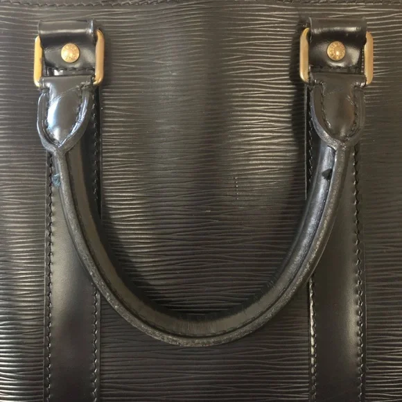 Louis Vuitton Black Epi Leather Keepall 45 - Picture 5 of 13